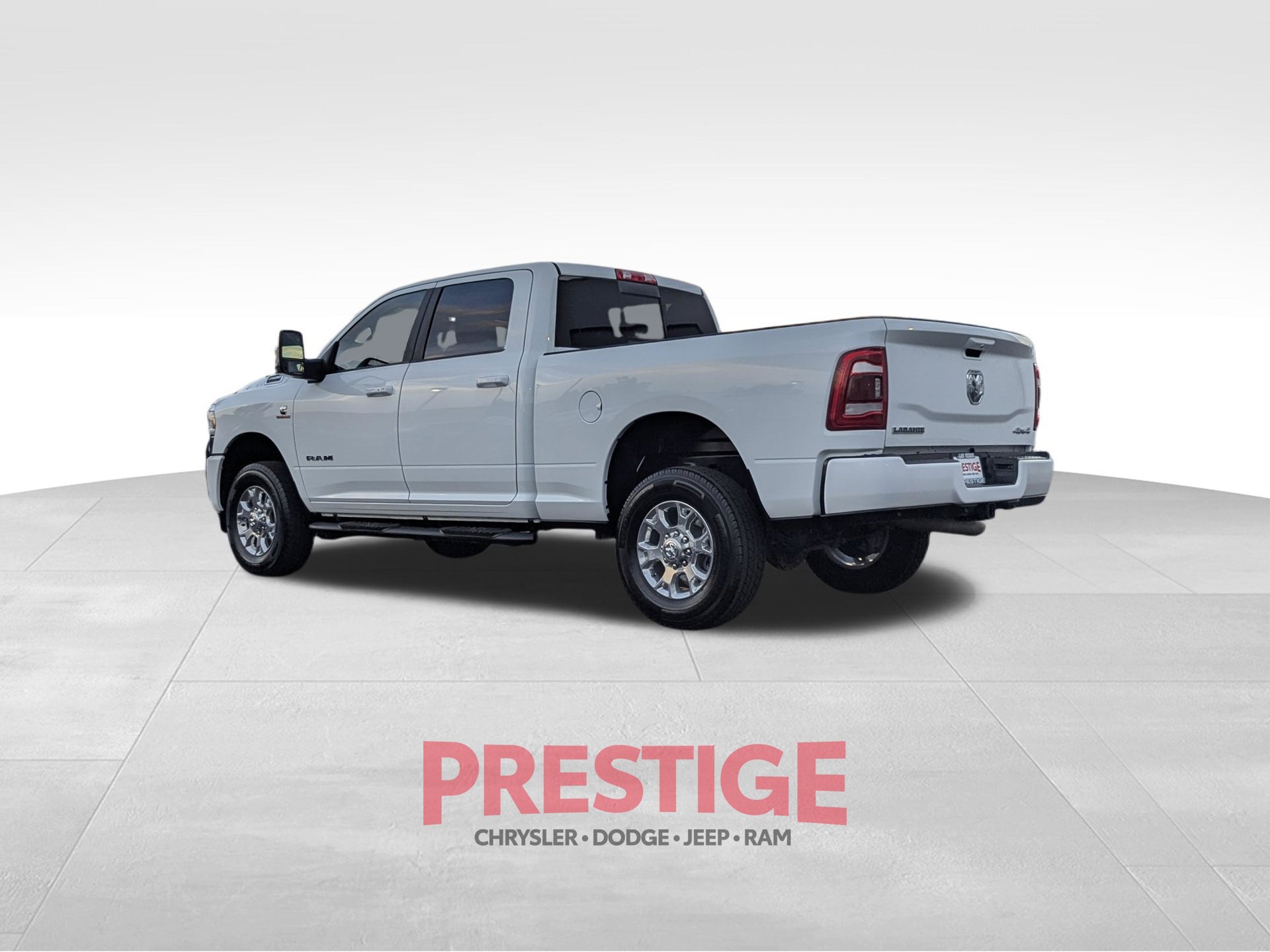 Used 2024 RAM 2500 Laramie AWD/4WD image 14