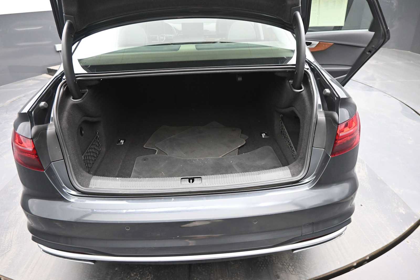 Used 2021 Audi A4 2.0T Premium w/ Convenience Package AWD/4WD image 13