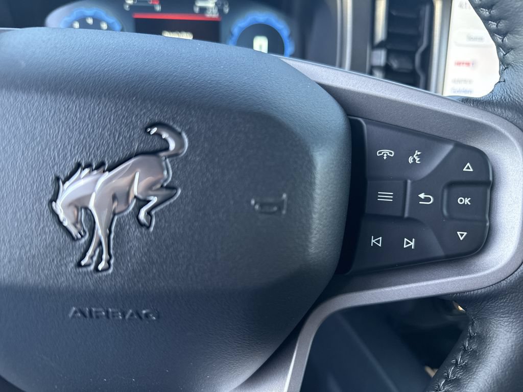 New 2025 Ford Bronco Badlands w/ Sasquatch Package AWD/4WD image 27