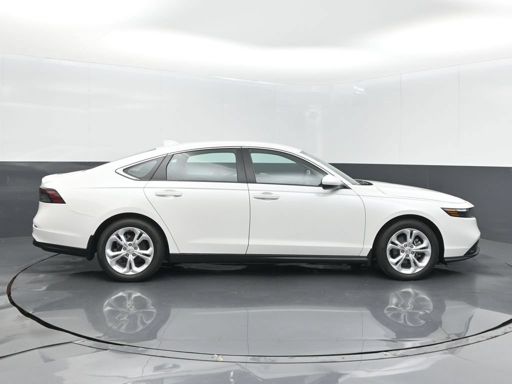 New 2025 Honda Accord LX image 5