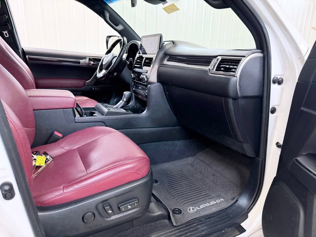 Used 2023 Lexus GX 460 Luxury AWD/4WD image 34