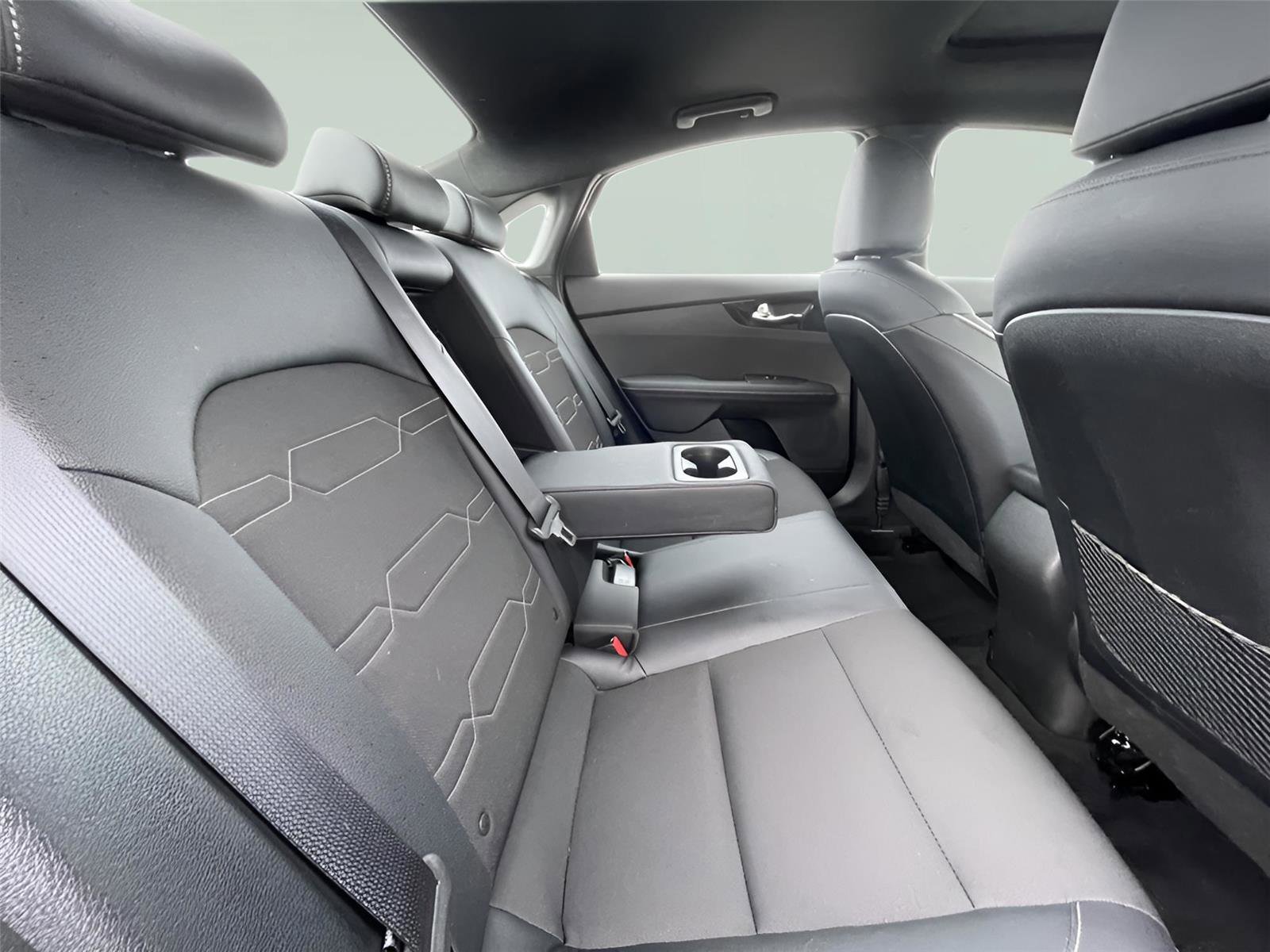 Used 2024 Kia Forte GT-Line w/ GT-Line Premium Package image 19