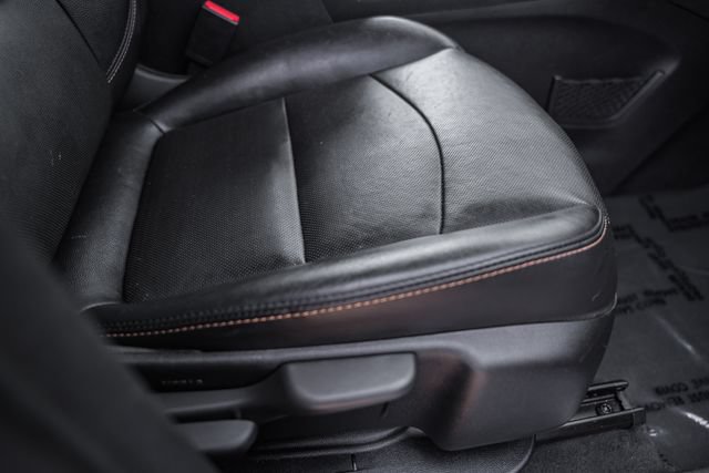 Used 2018 Chevrolet Equinox Premier FWD image 36