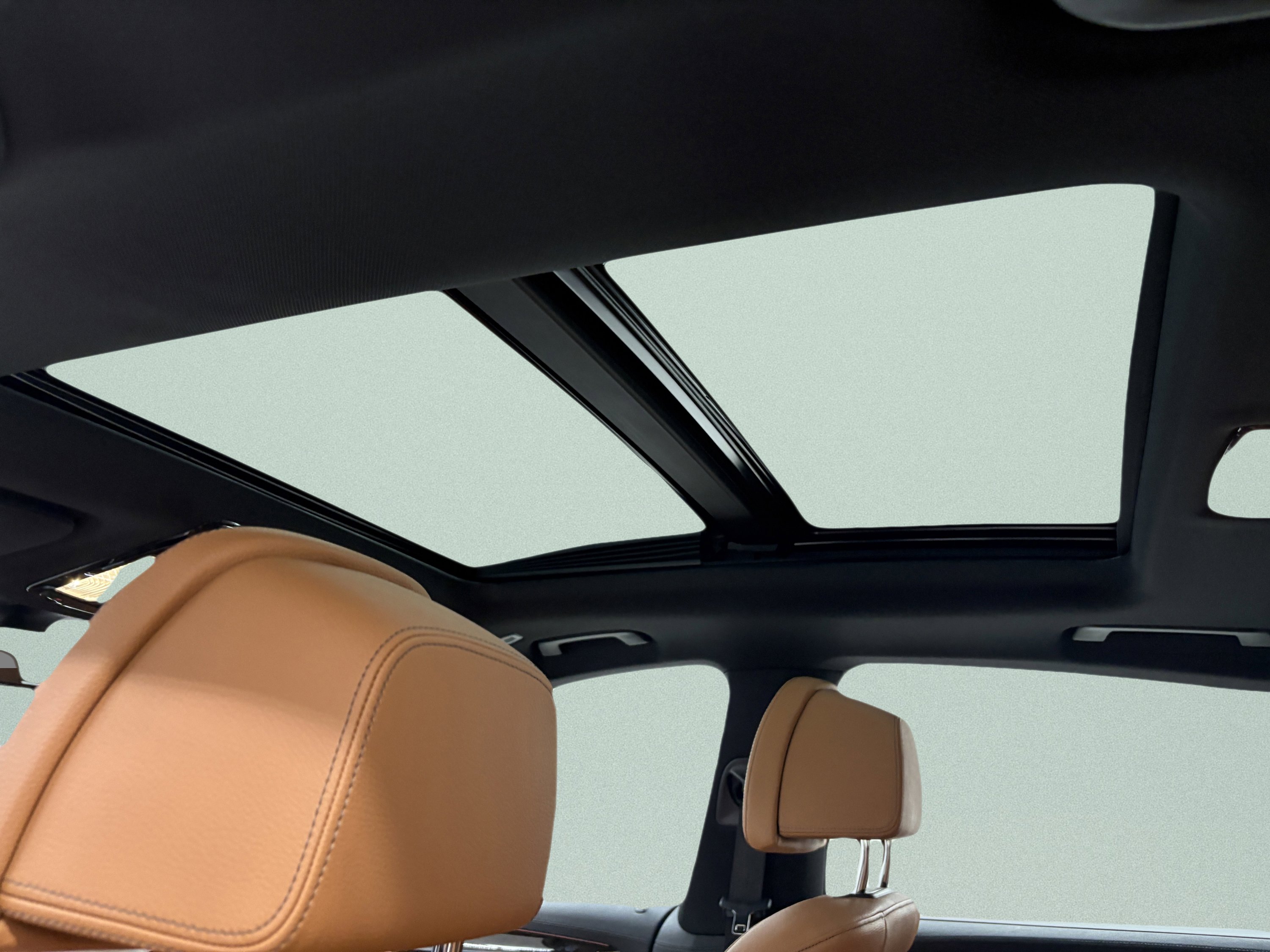 Used 2018 BMW 640i Gran Turismo xDrive image 11