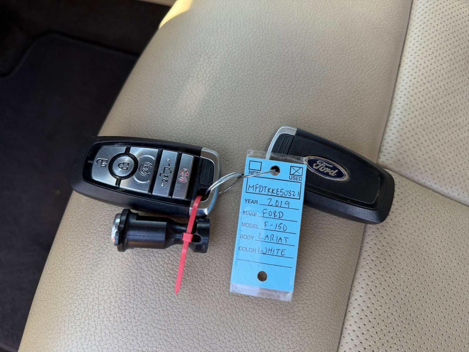 Used 2019 Ford F150 Lariat w/ Equipment Group 502A Luxury AWD/4WD image 33