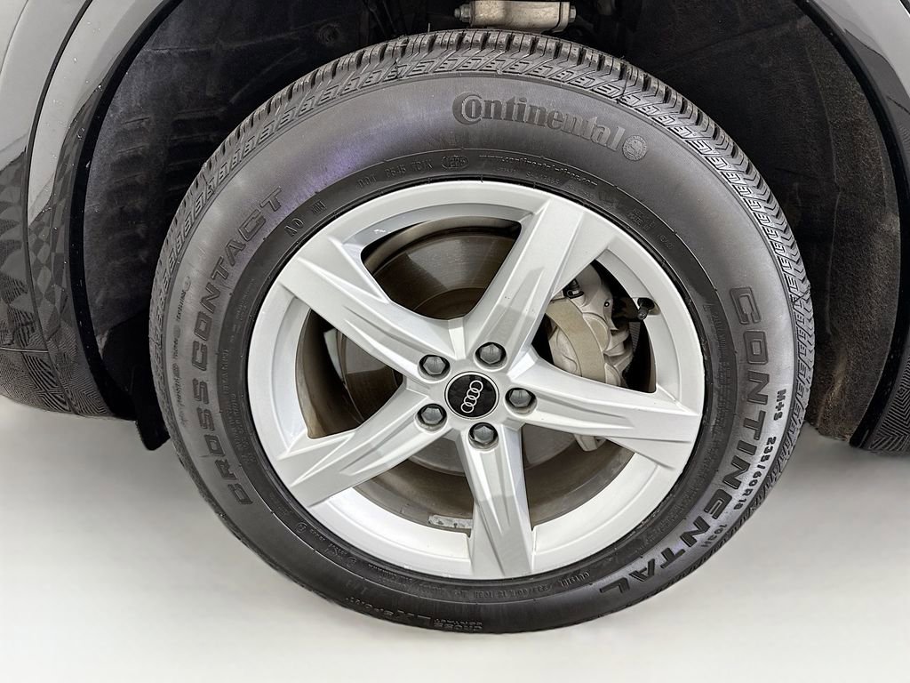 Certified 2023 Audi Q5 2.0T Premium w/ Convenience Package image 28