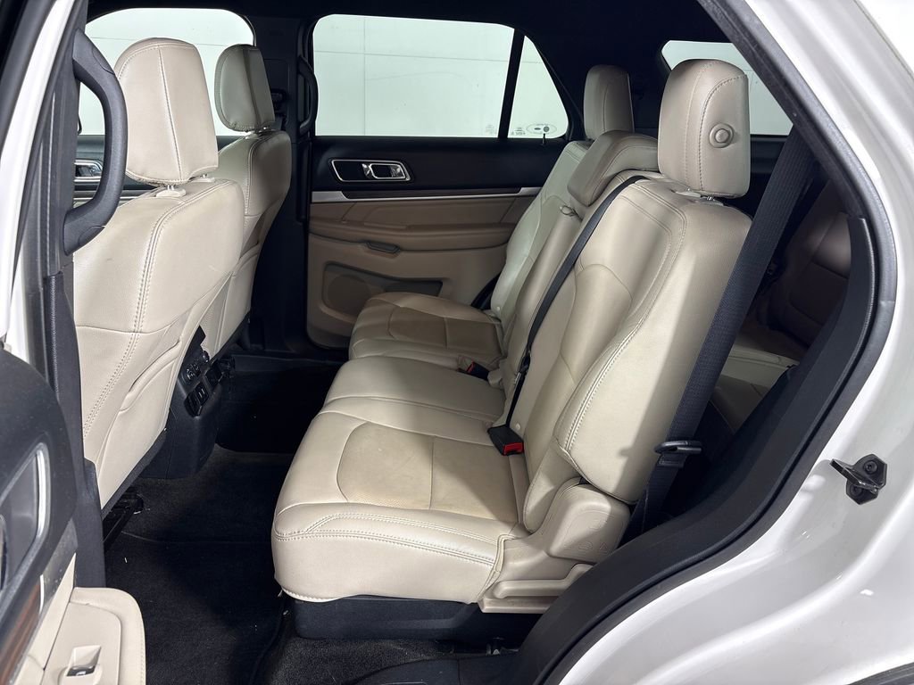 Used 2018 Ford Explorer Limited AWD/4WD image 30