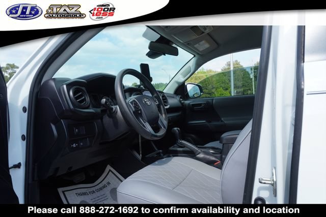 Used 2020 Toyota Tacoma SR w/ SR Convenience Package RWD image 14