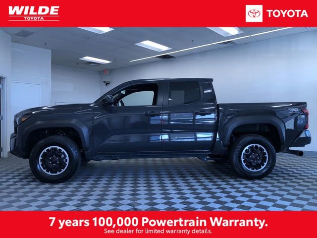 Certified 2025 Toyota Tacoma TRD Off-Road AWD/4WD image 3