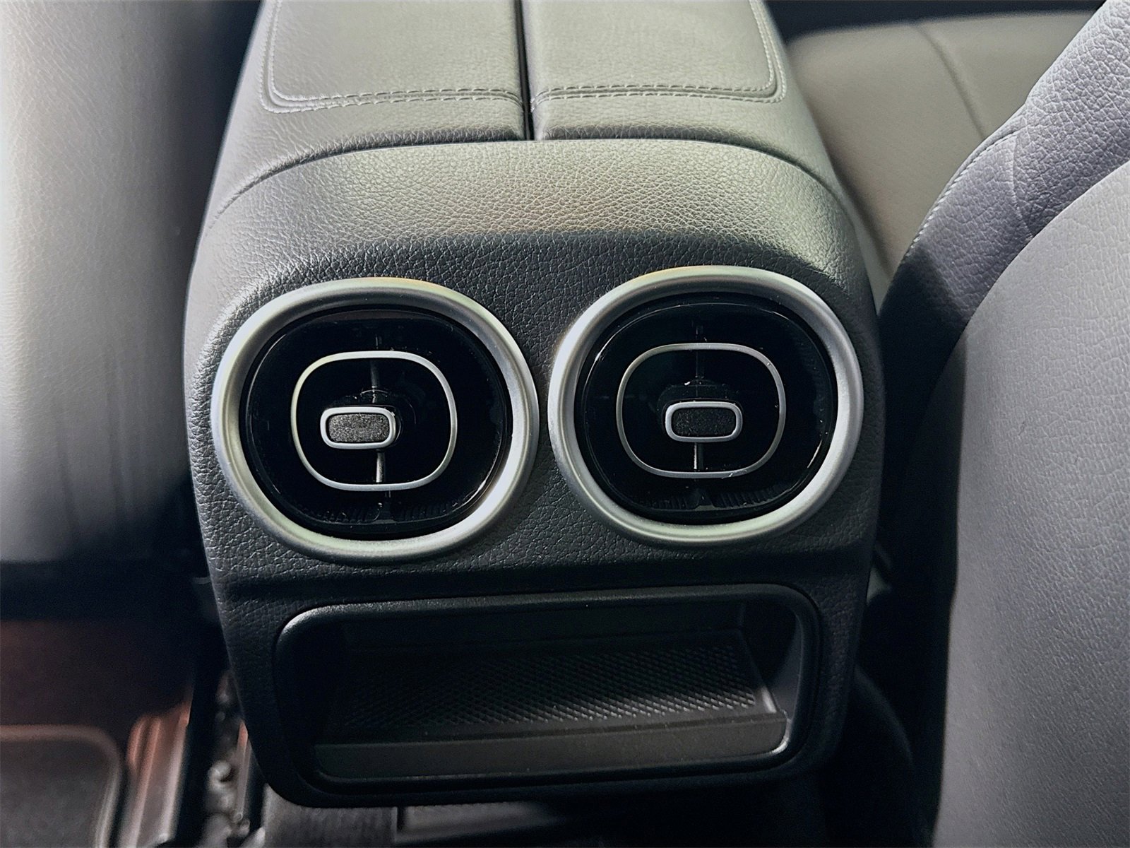 Used 2024 Mercedes-Benz CLE 300 4MATIC Coupe image 24