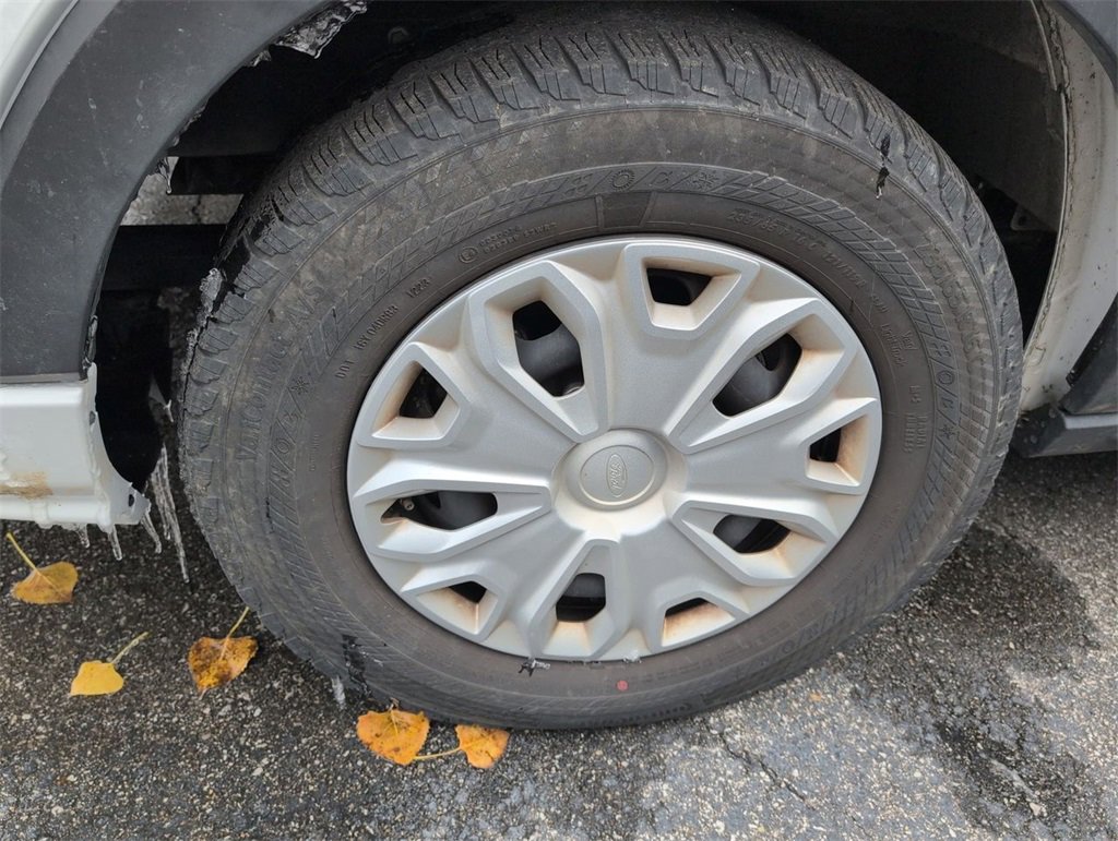 Used 2022 Ford Transit 350 XLT image 5