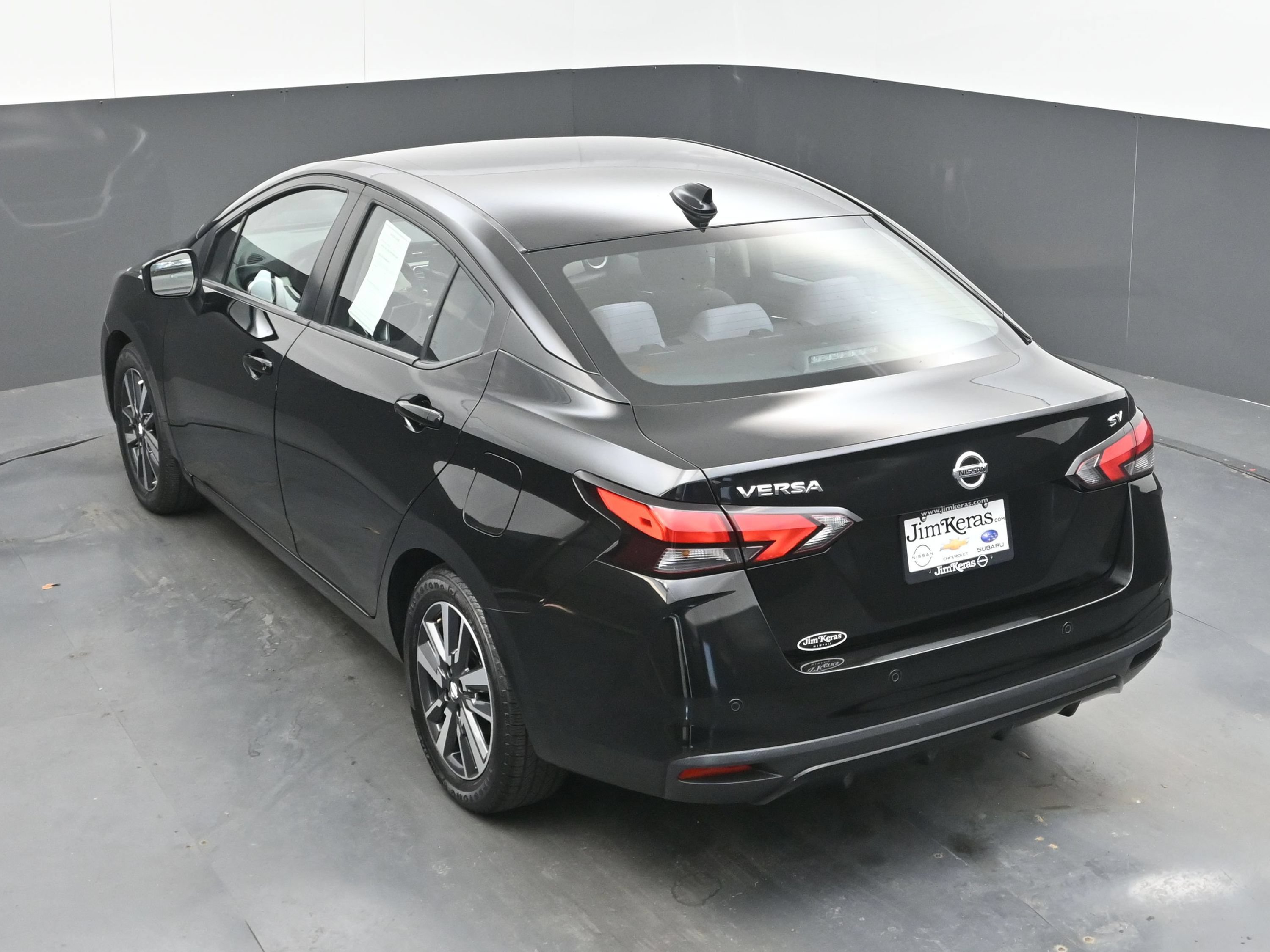 Used 2021 Nissan Versa SV FWD image 35