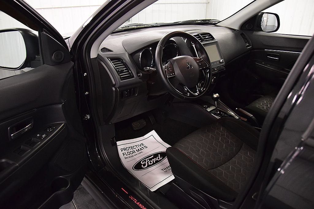 Used 2022 Mitsubishi Outlander Sport SE AWD/4WD image 15