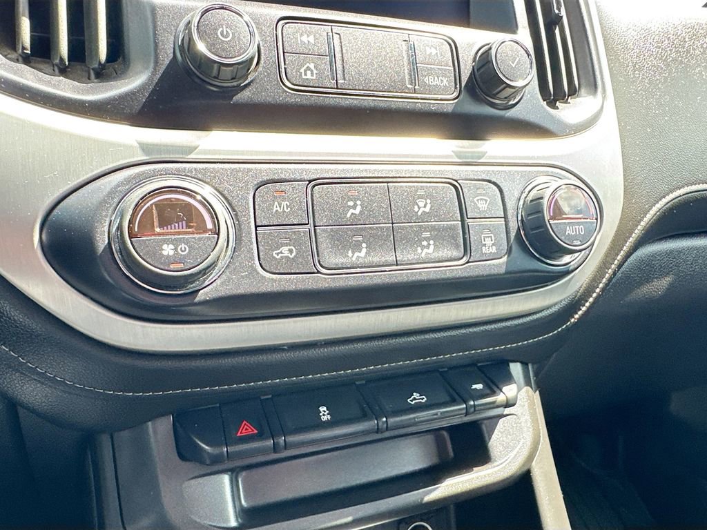 Used 2020 GMC Canyon SLE w/ Elevation Edition AWD/4WD image 28