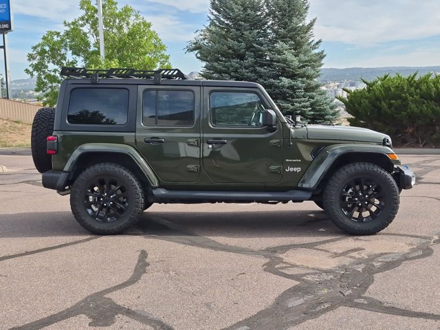 Used 2022 Jeep Wrangler Unlimited Sahara w/ Cold Weather Group AWD/4WD image 4