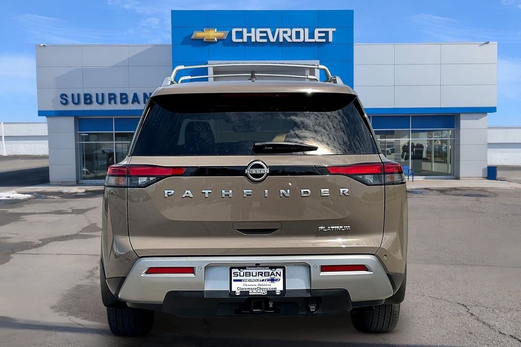 Used 2024 Nissan Pathfinder Platinum w/ Cargo Package FWD image 4