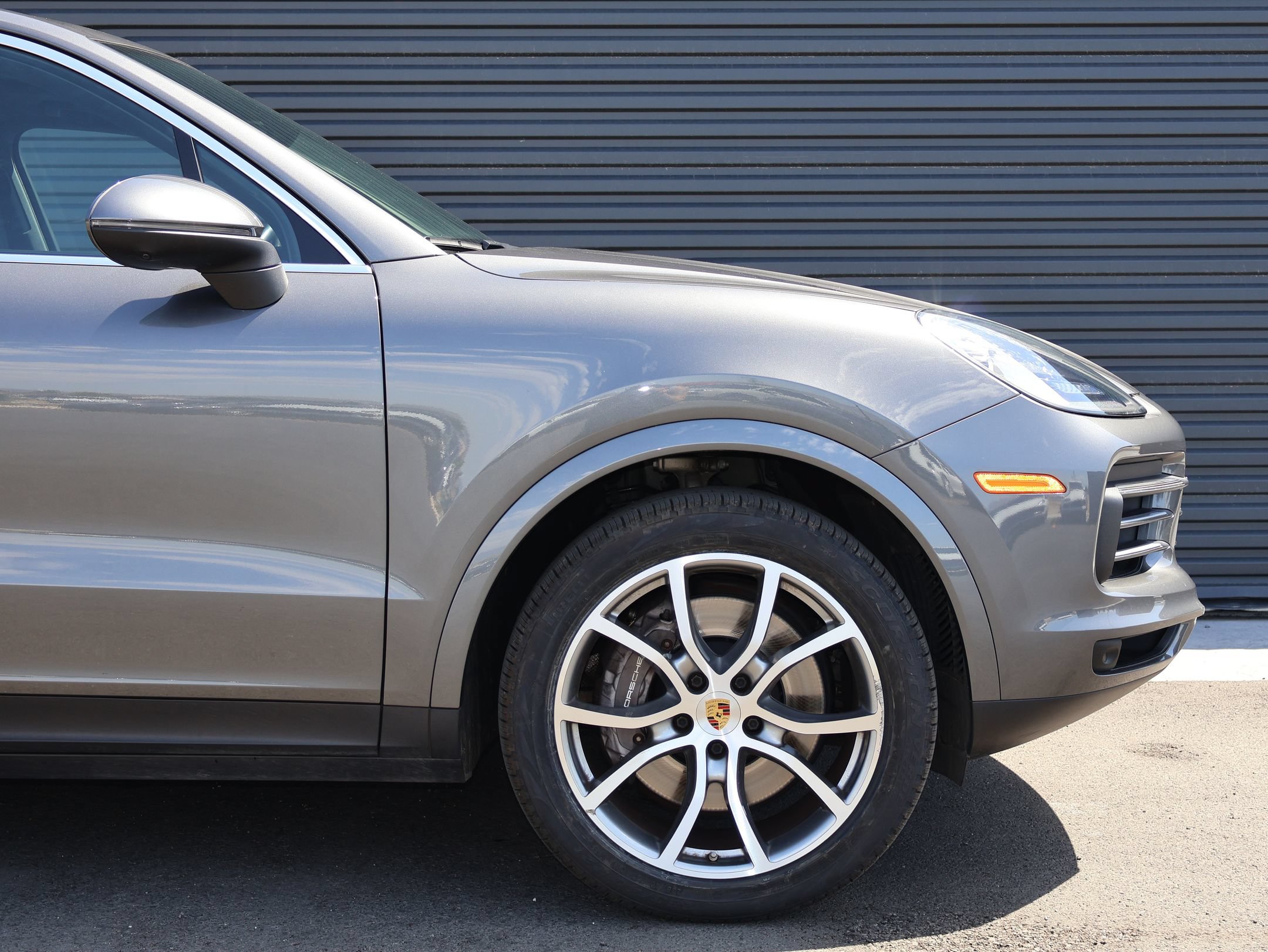 Used 2023 Porsche Cayenne AWD/4WD image 11