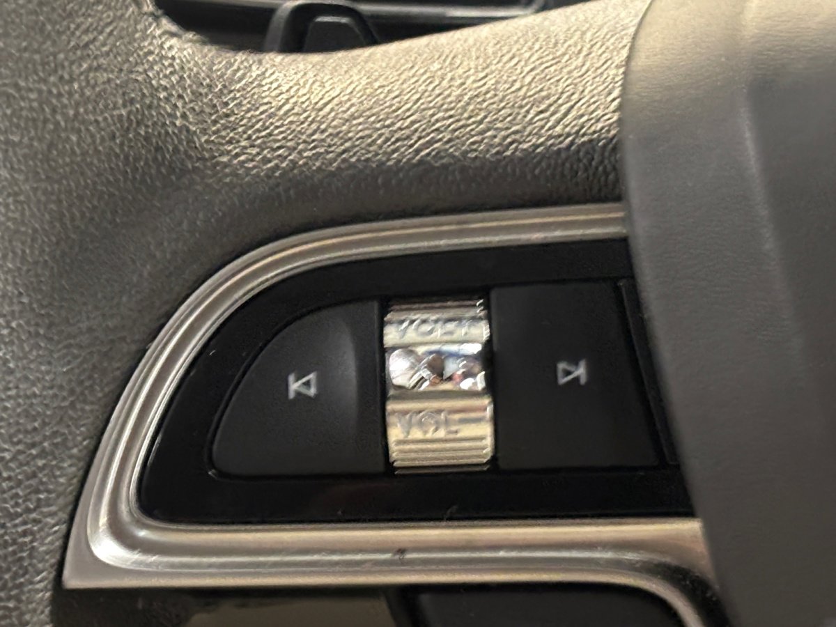 Used 2019 Lincoln Nautilus FWD image 11