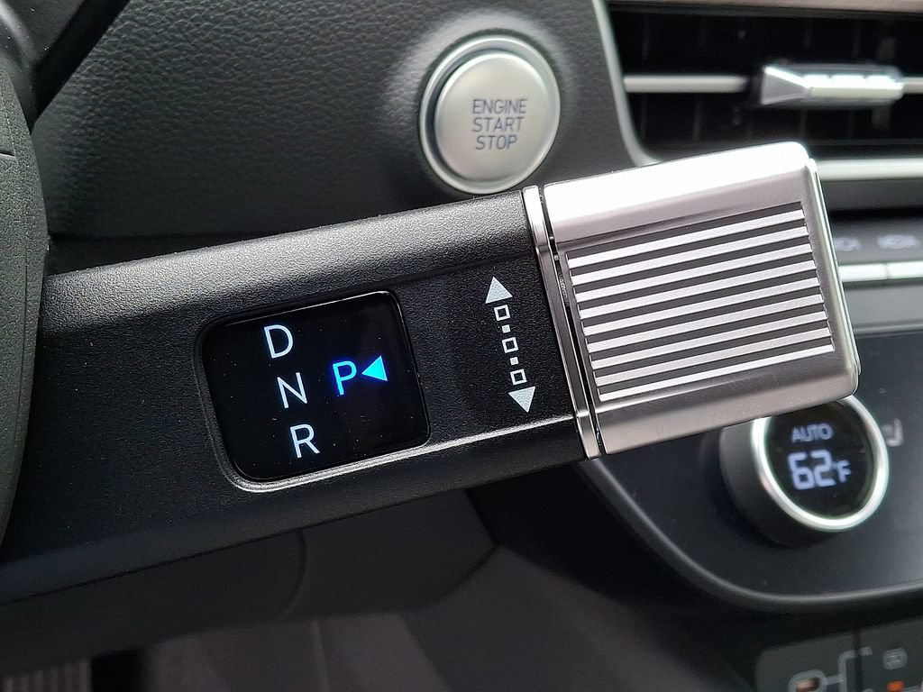 New 2025 Hyundai Sonata SEL FWD image 10