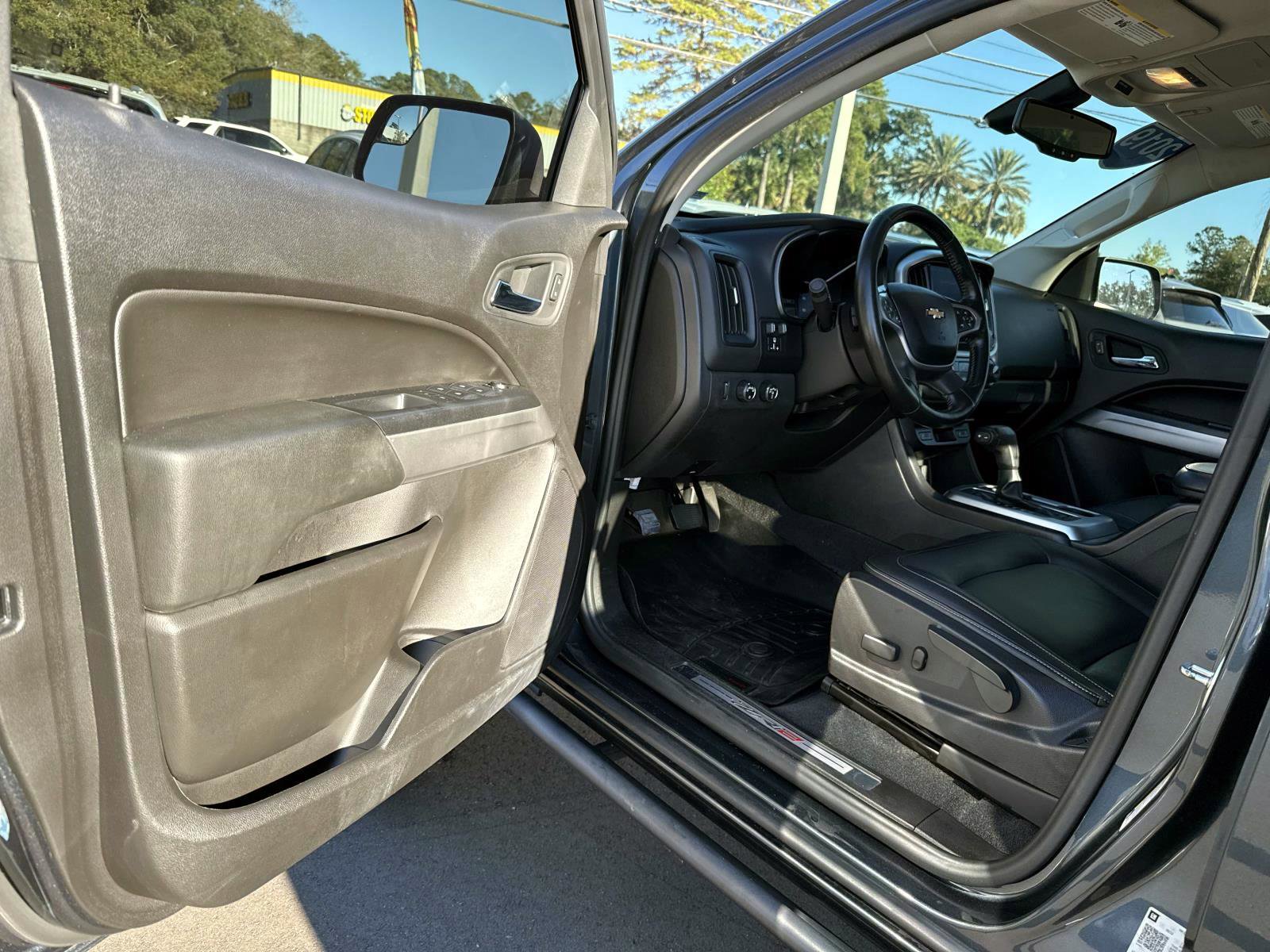 Used 2019 Chevrolet Colorado ZR2 image 18