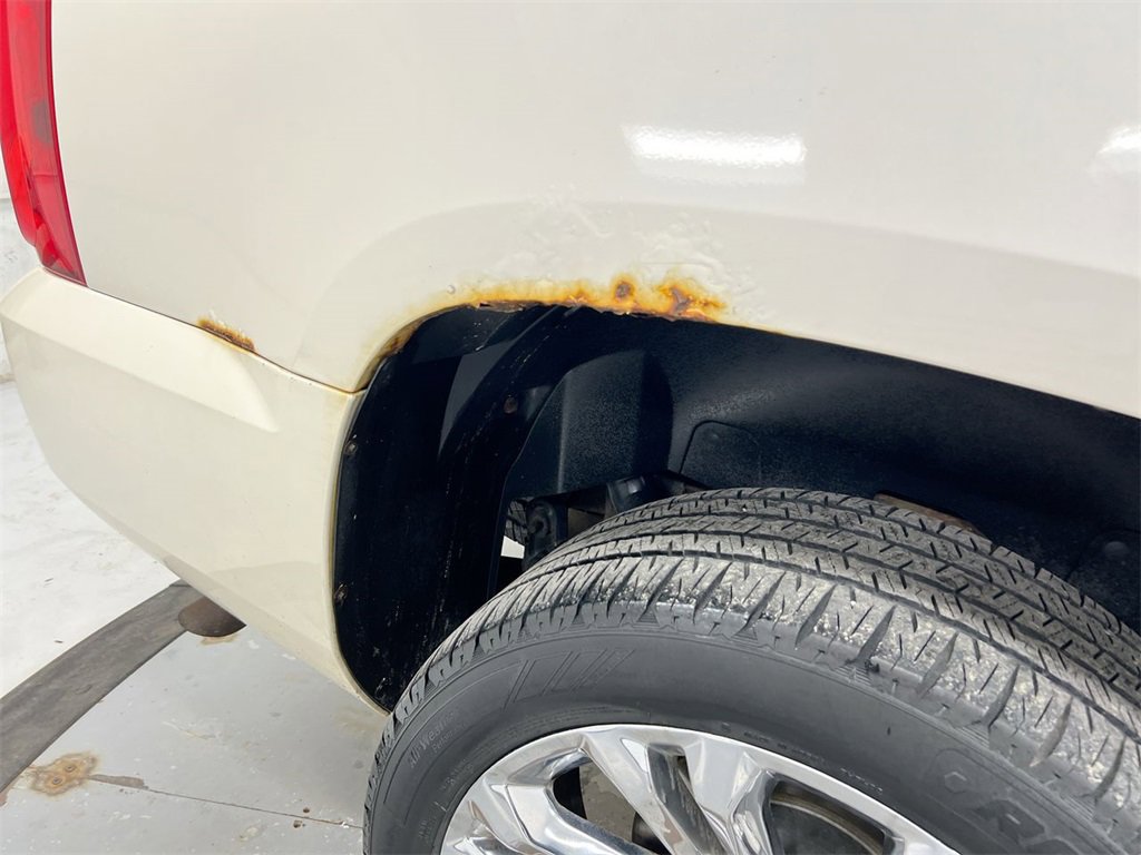 Used 2012 GMC Yukon SLT w/ SLT-2 Equipment Package image 31