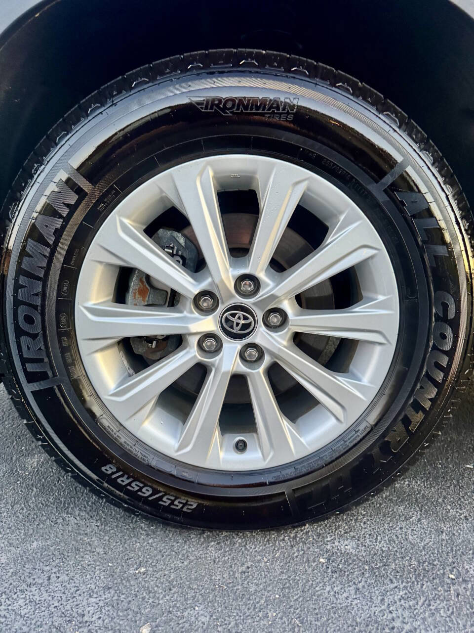 Used 2024 Toyota Grand Highlander AWD image 13