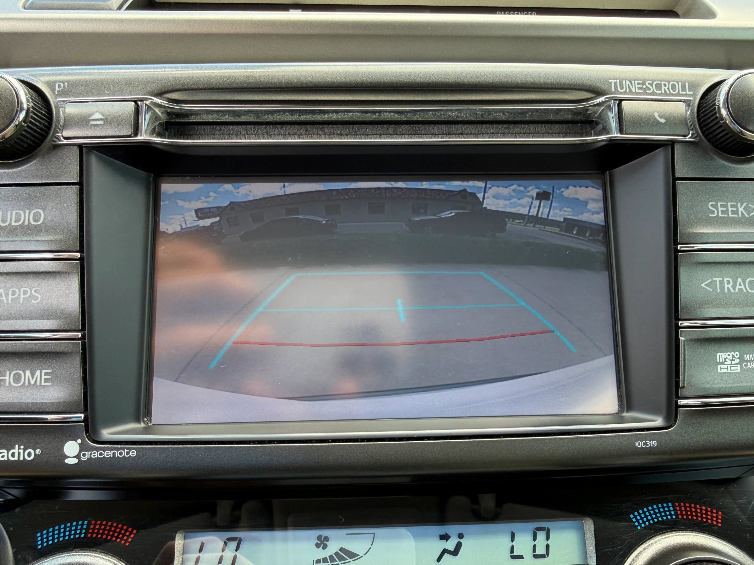 Used 2014 Toyota RAV4 XLE FWD image 14