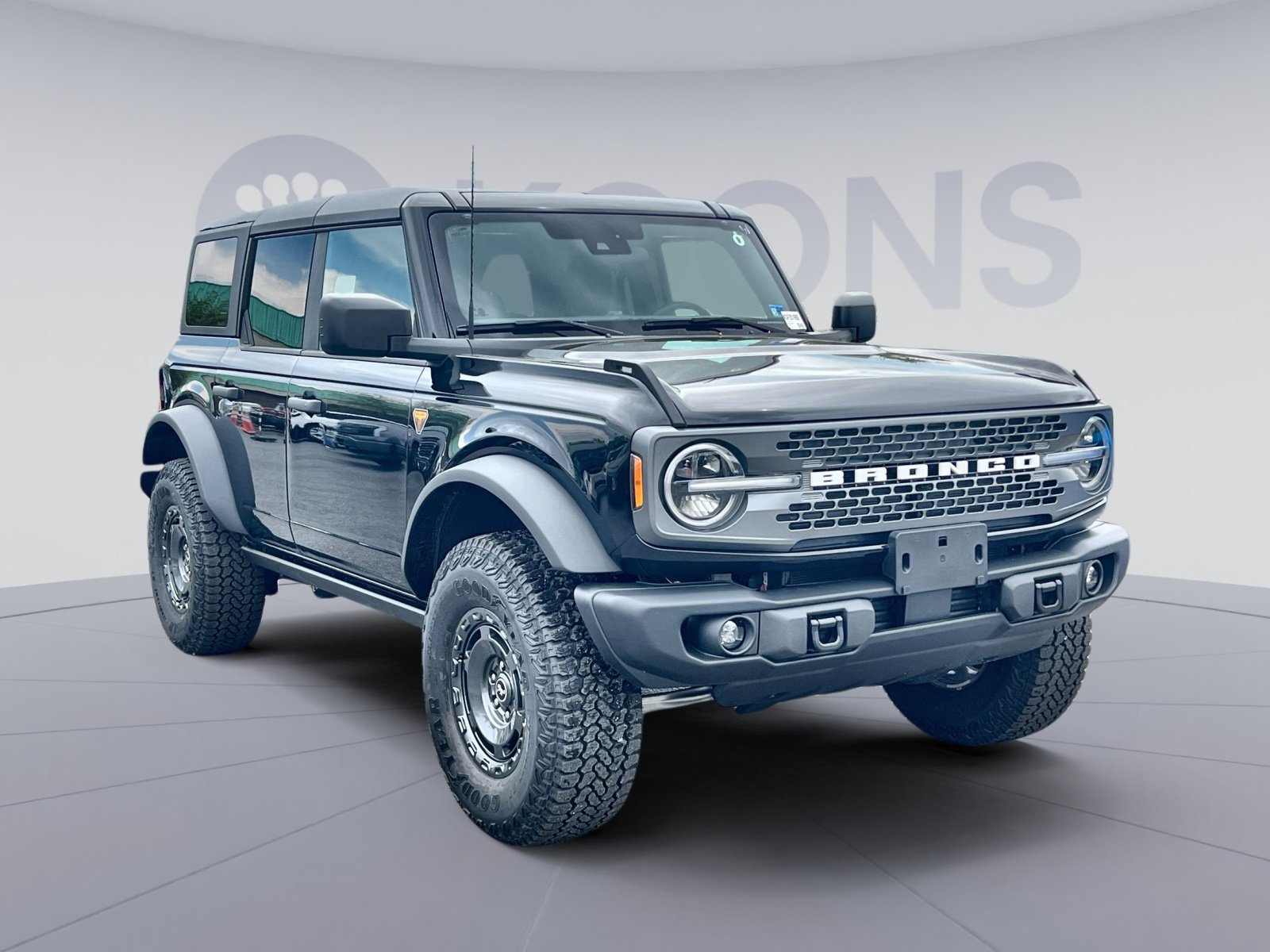 New 2025 Ford Bronco Badlands w/ Sasquatch Package AWD/4WD image 2