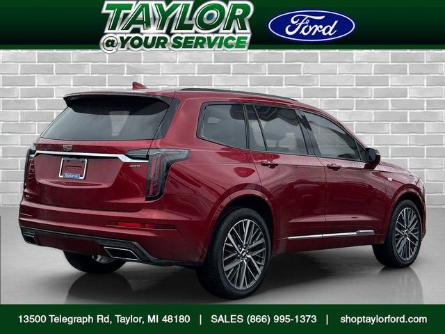 Used 2025 Cadillac XT6 Sport w/ LPO, Floor Liner Package image 3