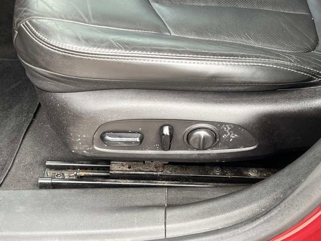 Used 2017 Buick LaCrosse Essence FWD image 20