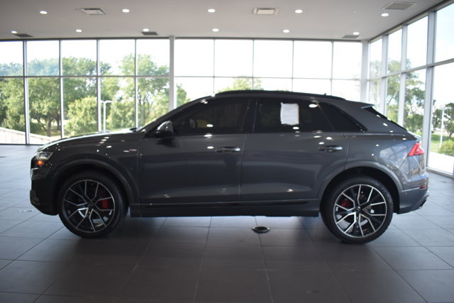 Used 2020 Audi Q8 Premium Plus w/ Premium Plus Package AWD/4WD image 4