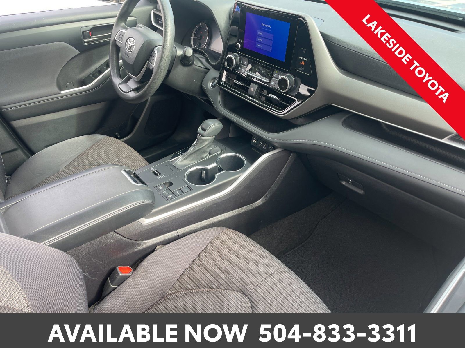 Used 2023 Toyota Highlander L image 19