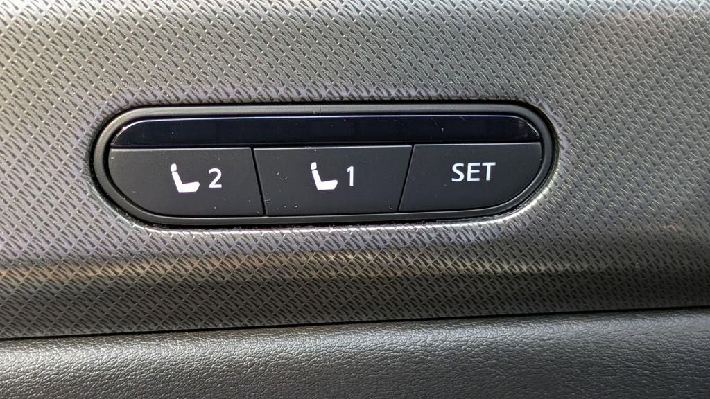 Used 2024 INFINITI QX60 Luxe w/ Vision Package image 21