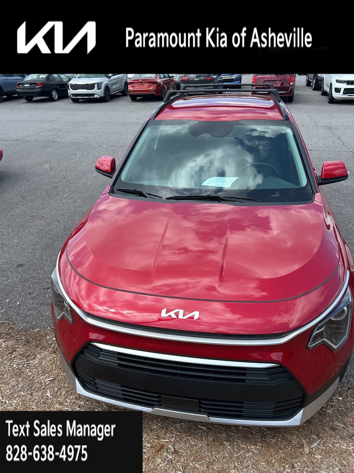 Certified 2025 Kia Niro EX FWD image 18
