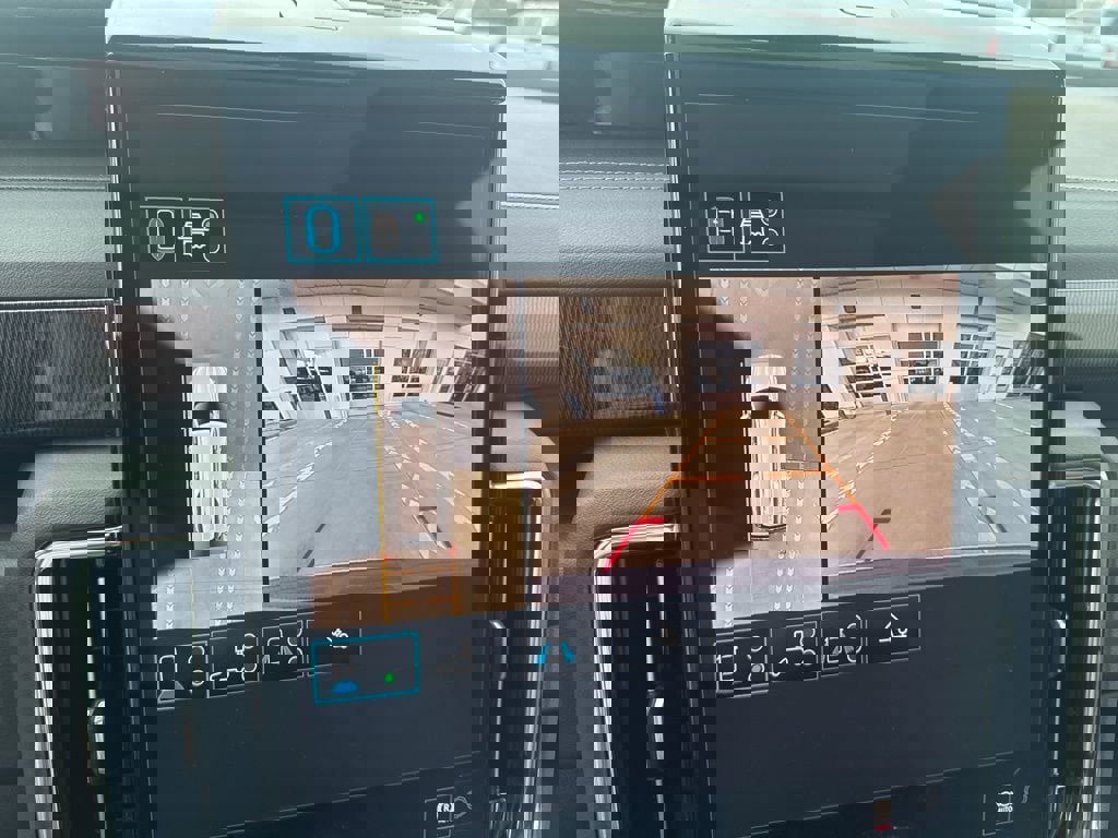 Certified 2026 GMC Yukon XL Elevation w/ Elevation Premium Package image 12