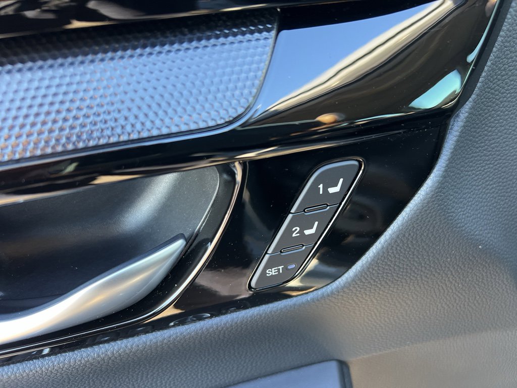 Used 2024 Honda CR-V EX-L image 24