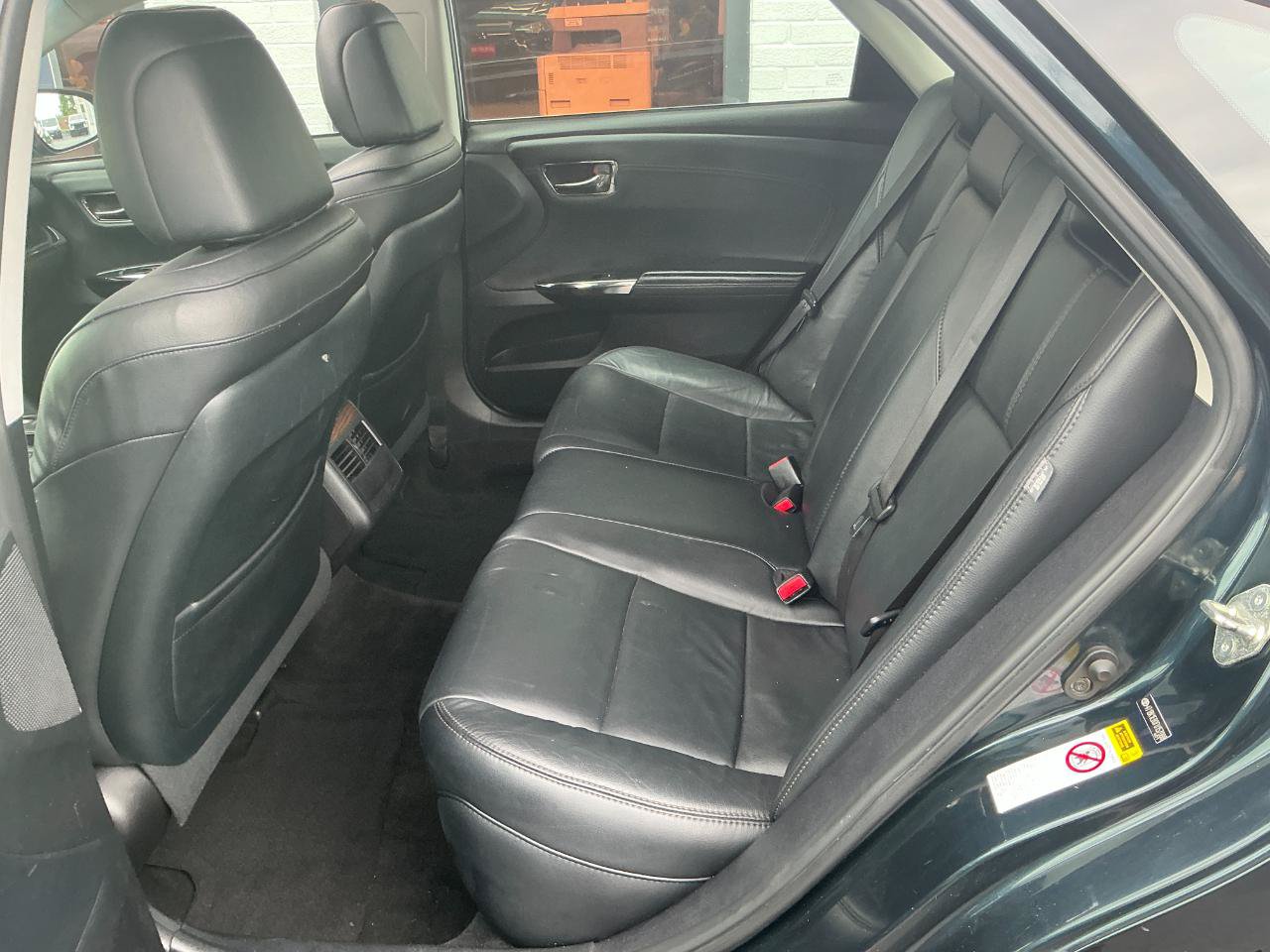 Used 2015 Toyota Avalon XLE Touring FWD image 17