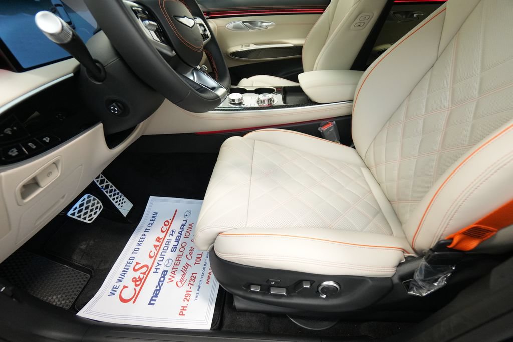 New 2026 Genesis GV70 3.5T Sport Prestige AWD/4WD image 15