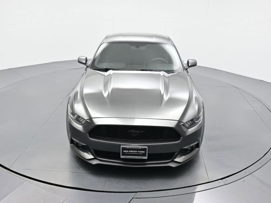 Used 2015 Ford Mustang Coupe RWD image 33