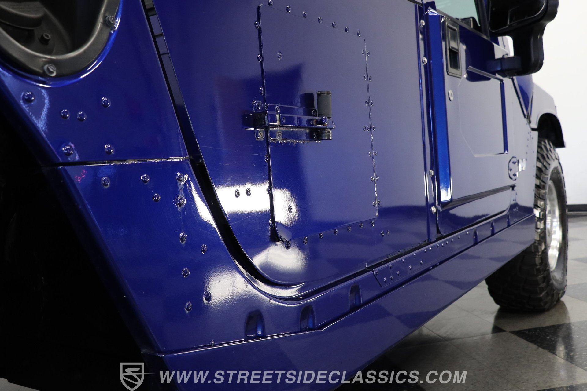 Used 2003 HUMMER H1 2-Door Hard Top image 26