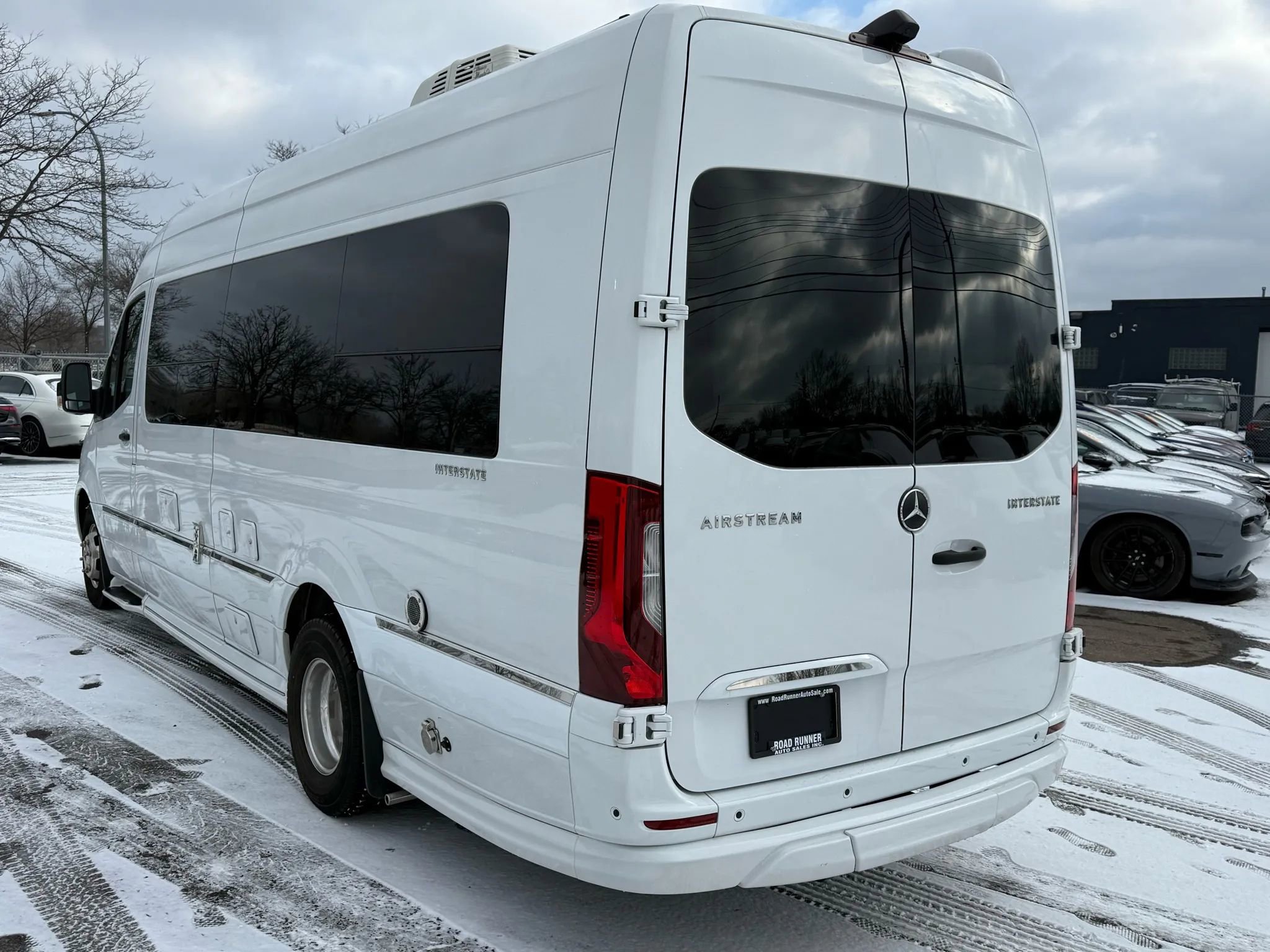 Used 2022 Mercedes-Benz Sprinter 3500 w/ Parking Package image 12