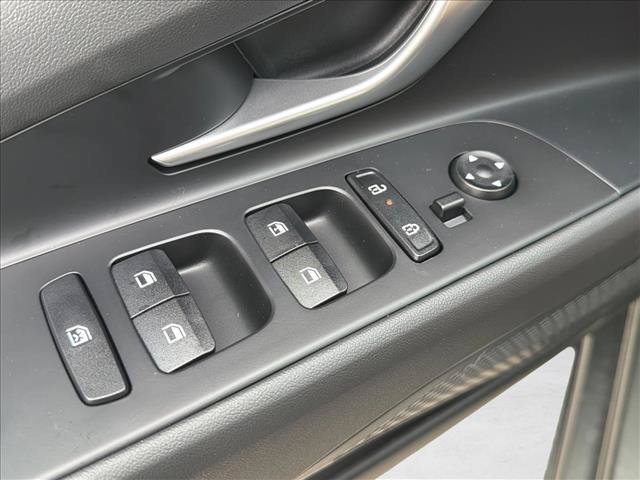 New 2026 Hyundai Elantra SE FWD image 20