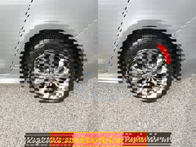 Used 2015 Chrysler 200 S w/ Navigation & Sound Group I image 10