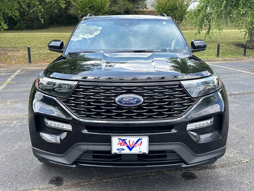 Used 2023 Ford Explorer ST-Line w/ Class IV Trailer Tow Package AWD/4WD image 3