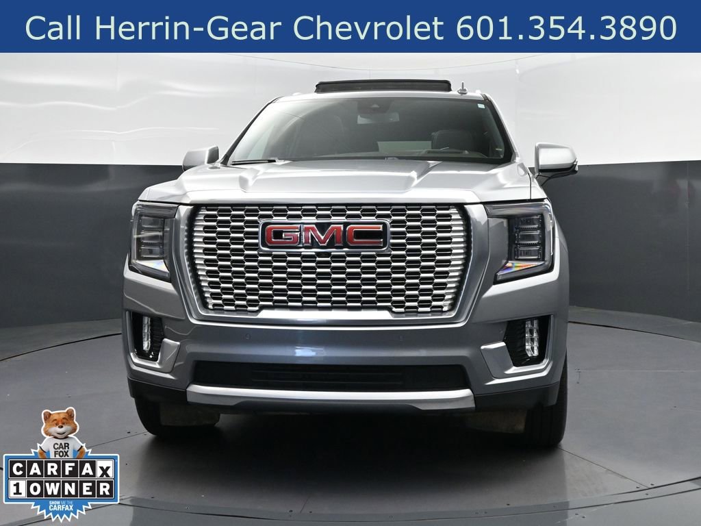 Used 2024 GMC Yukon Denali w/ LPO, Floor Liner Package image 10