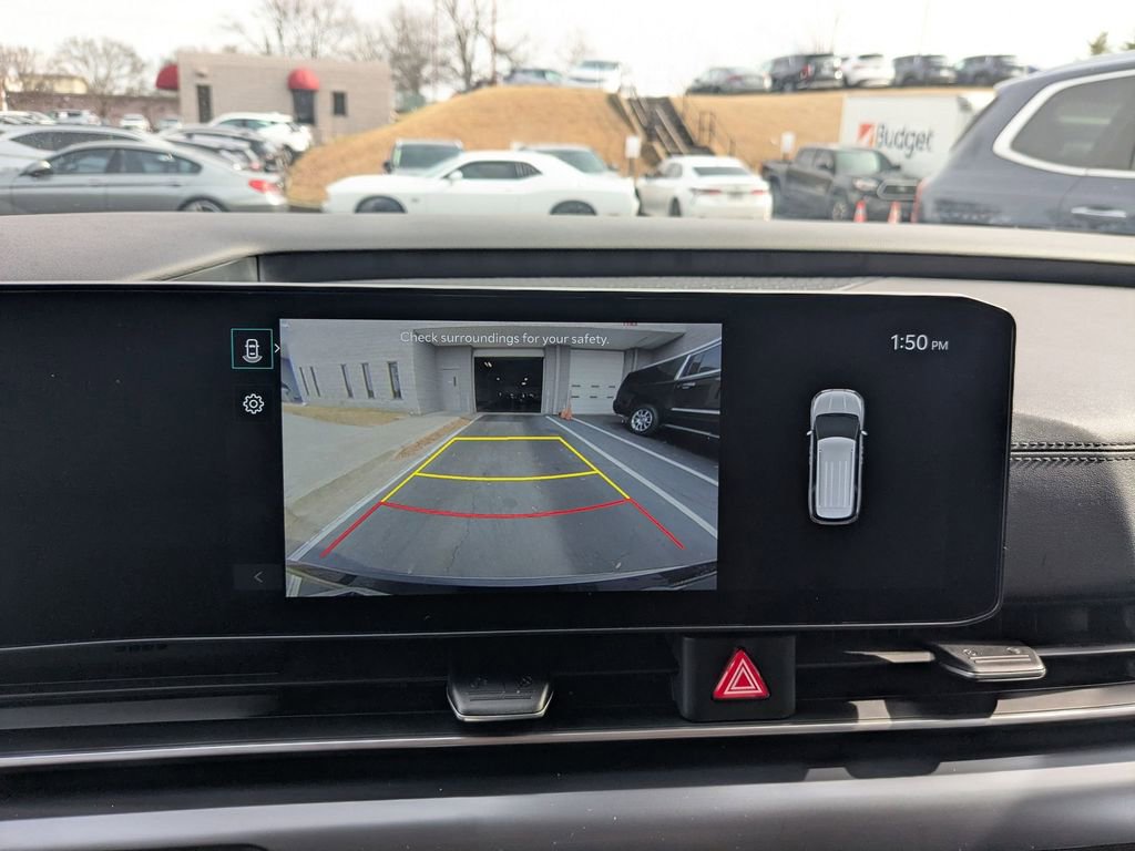 Used 2025 Kia Carnival image 18