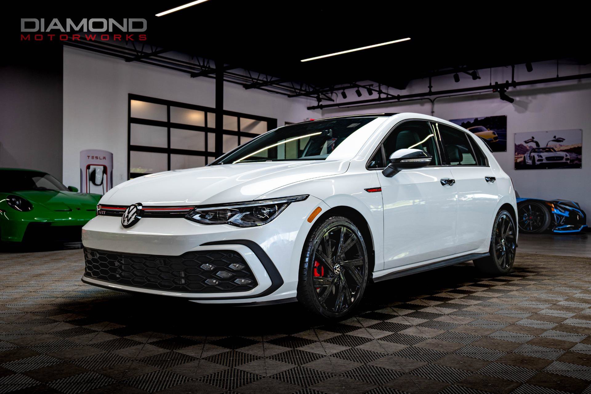 Used 2023 Volkswagen GTI SE FWD image 10