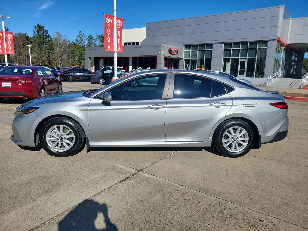 Certified 2025 Toyota Camry LE video 2