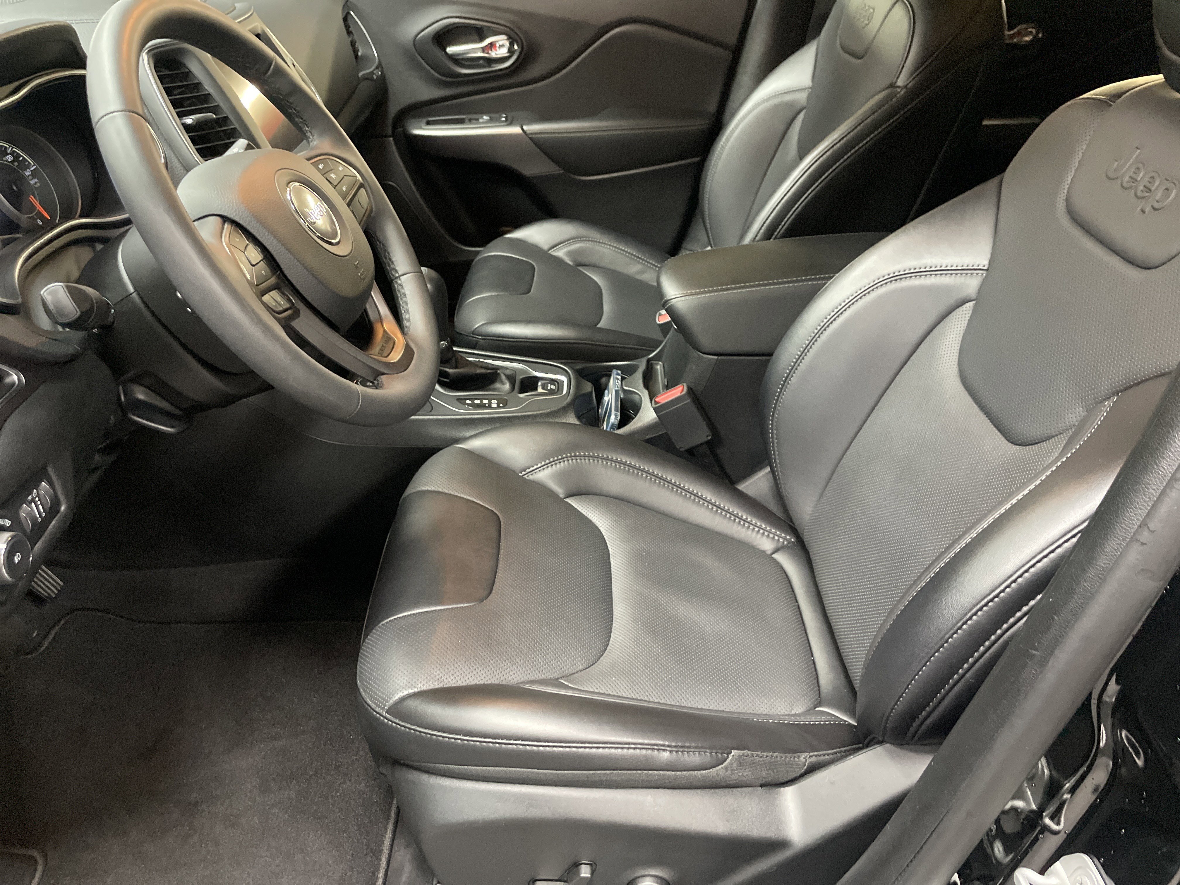 Used 2022 Jeep Cherokee Latitude Lux image 14