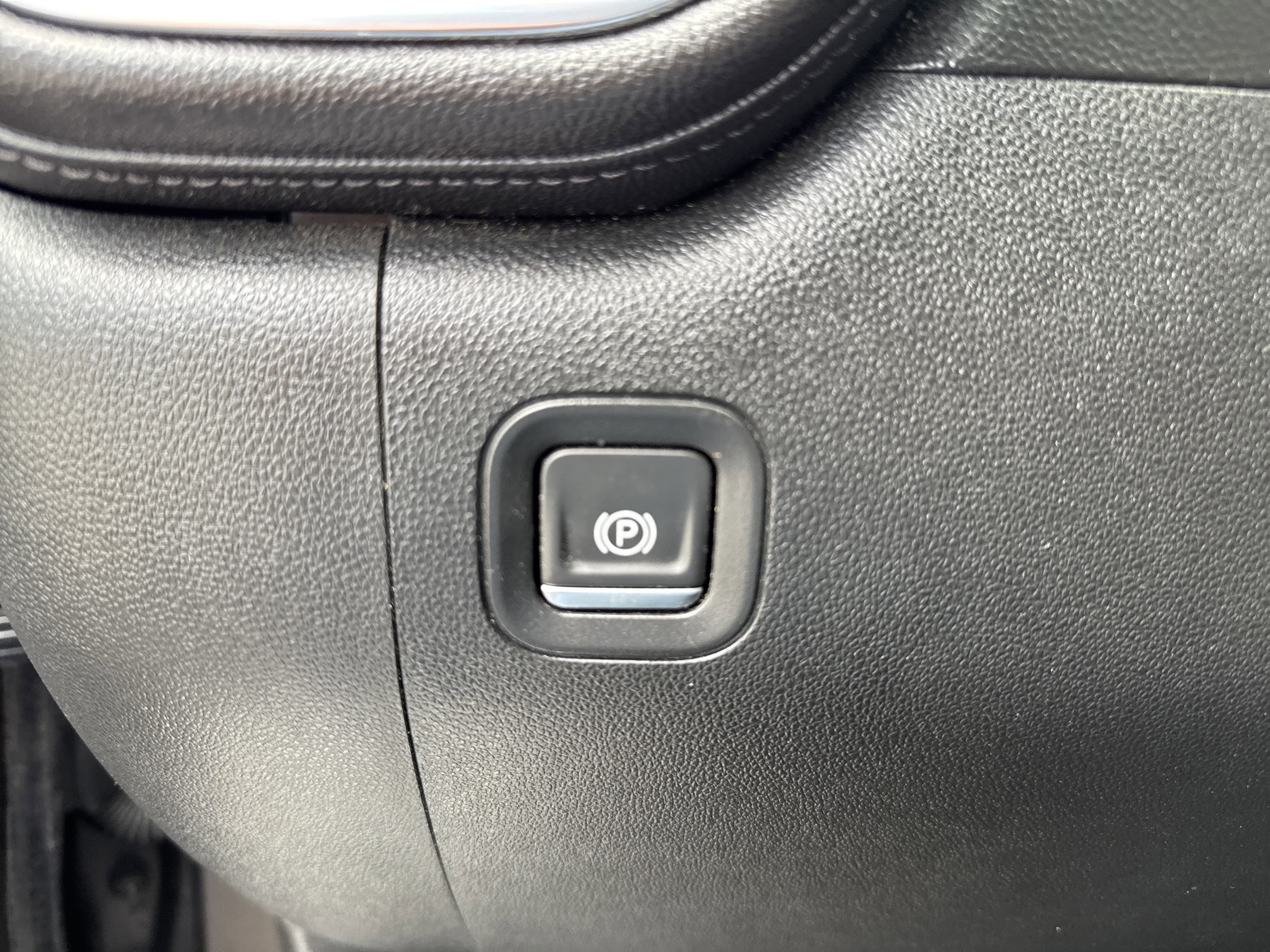 Used 2019 GMC Sierra 1500 SLT w/ SLT Premium Package image 47